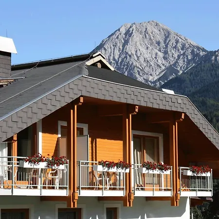 Sportpension Aichholzer *
